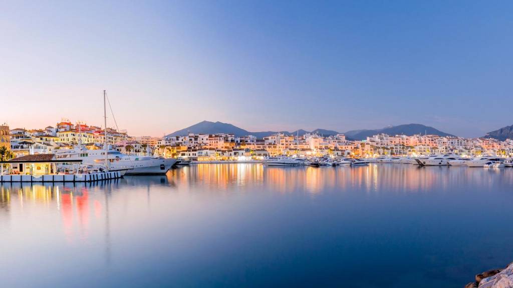 Marbella and Benahavís: Prime Destinations for Luxury Home Buyers in Costa del Sol